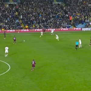 包含法国杯赛程吃紧；西汉姆赛前复出首秀；悬念犹存；资深球员宣示担当的词条-华体会登录入口