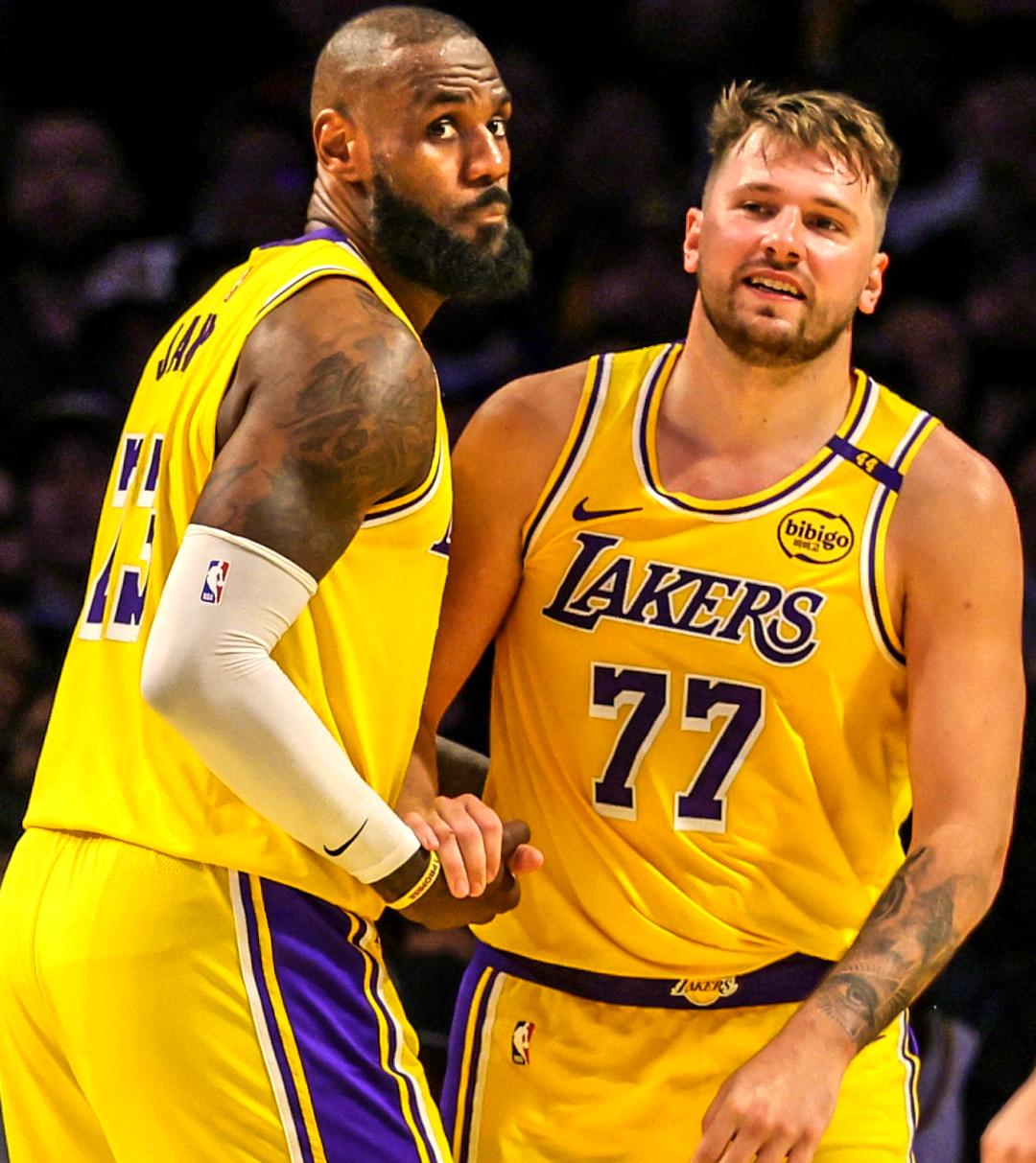 洛杉矶湖人迎欧超杯关键赛，国际比赛日完成体检，媒体盛赞，更衣室氛围转暖的简单介绍-英雄联盟S15